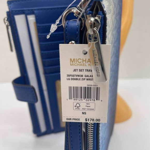 MICHAEL Michael Kors Ombre Blue Wristlet - Picture 6 of 10